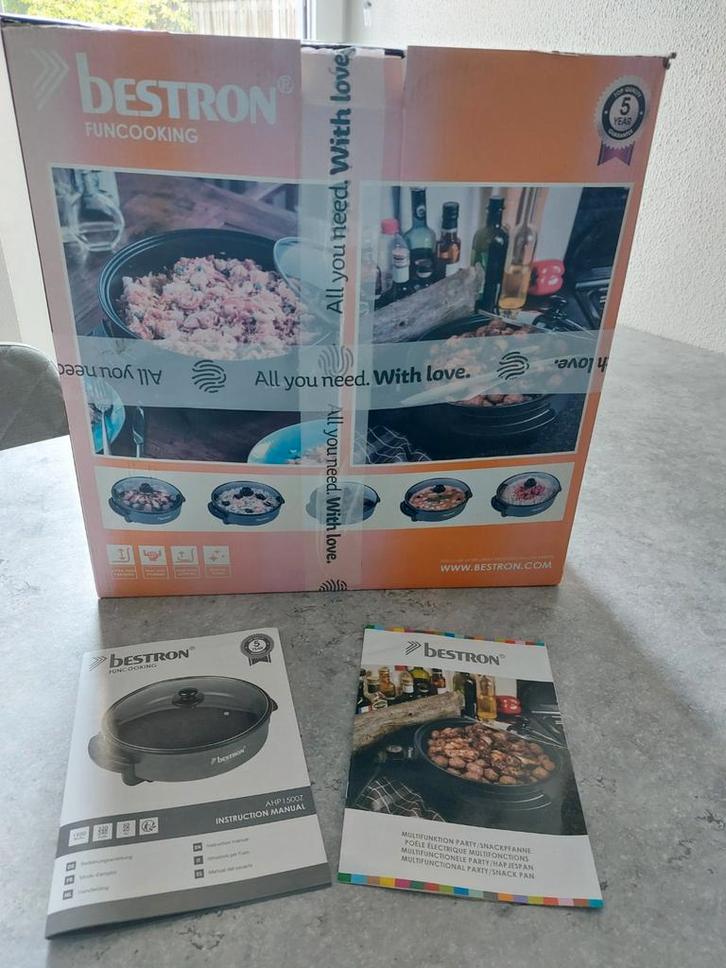 Gloednieuwe Bestron elektrische hapjespan., Huis en Inrichting, Keuken | Keukenbenodigdheden, Nieuw, Ophalen of Verzenden