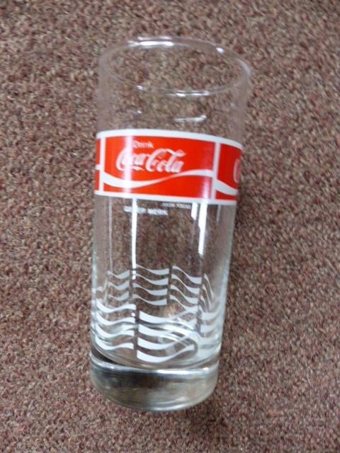 Coca cola glazen en flesjes collectors items, Ophalen of Verzenden, Zo goed als nieuw, Frisdrankglas