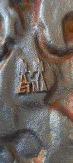 3 OUDE ZWAAR METALEN ETNA PUNTGAVE PLAQUETTES .
.
.
.
..
., Ophalen of Verzenden