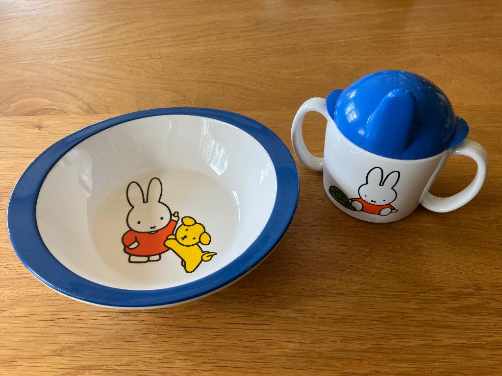 Nijntje schaaltje en bekertje, Overige materialen, Ophalen of Verzenden, Overige stijlen, Schaal of Schalen