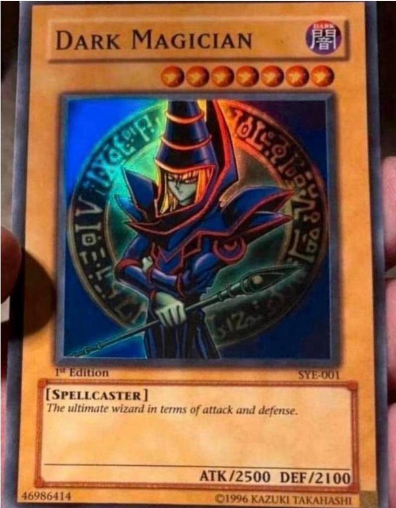 Yu-Gi-Oh! Dark Magician SYE 1st Edition Old US Print !, Hobby en Vrije tijd, Verzamelkaartspellen | Yu-gi-Oh!, Ophalen of Verzenden