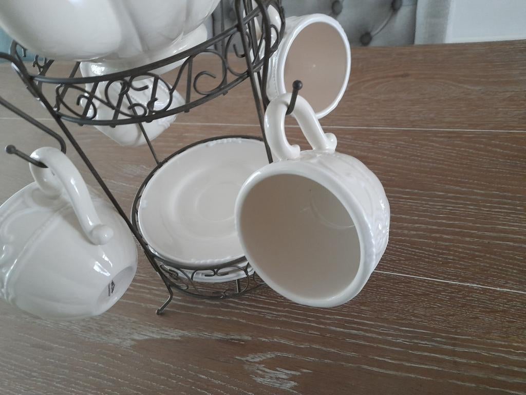 Izgs Countryfield creme koffie/thee servies incl ophangrek, Ophalen, Zo goed als nieuw, Overige stijlen, Kop(pen) en/of Schotel(s)