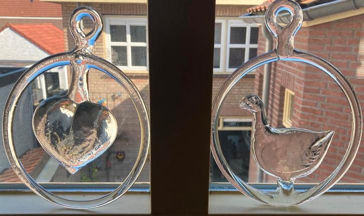 Kosta Boda Raamhanger Bertil Vallien Vogels Birds Hart PSTUK, Antiek en Kunst, Antiek | Glas en Kristal, Verzenden