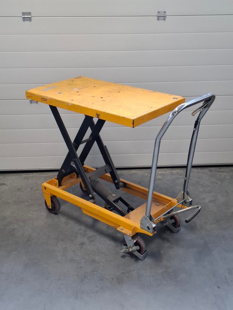 Heftafel 300kg, 100 liter of meer, Ophalen, Gebruikt, Transportkar