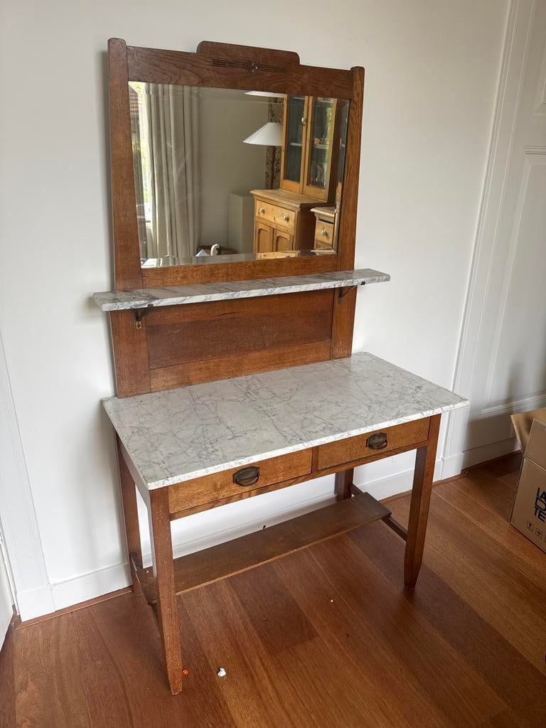 Antiek houten kastje met marmeren blad en spiegel, Antiek en Kunst, Ophalen