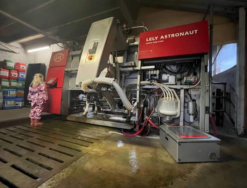 Lely A3 next melkrobot linkse uitvoering bj 2010., Ophalen