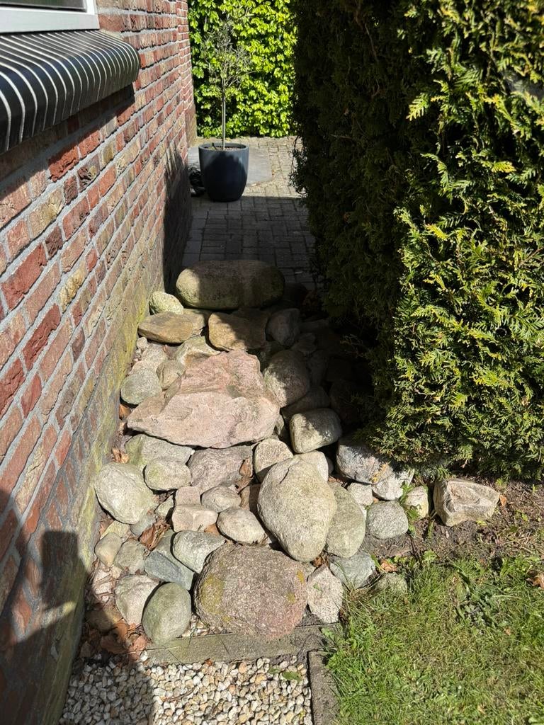 Zwerfkeien, Ophalen of Verzenden, Zo goed als nieuw