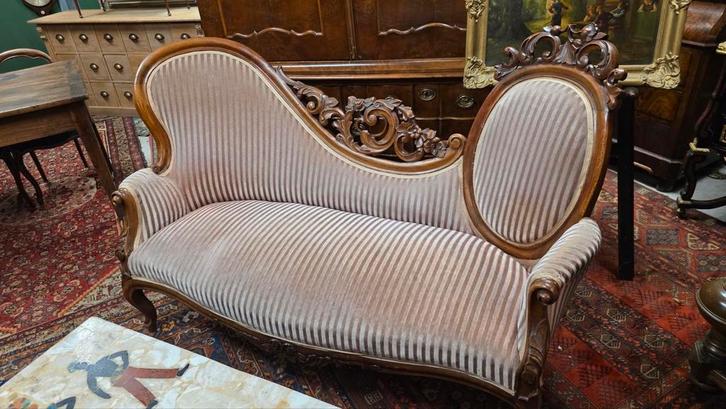 Antieke Willem III vlinderbank notenhout, Antiek en Kunst, Antiek | Meubels | Stoelen en Banken, Ophalen of Verzenden