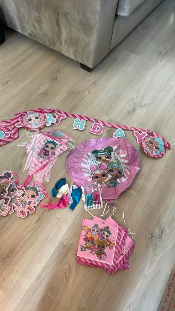 LOL Surprise Feestversiering Set - Compleet Pakket, Ophalen of Verzenden, Gebruikt, Versiering, Verjaardag