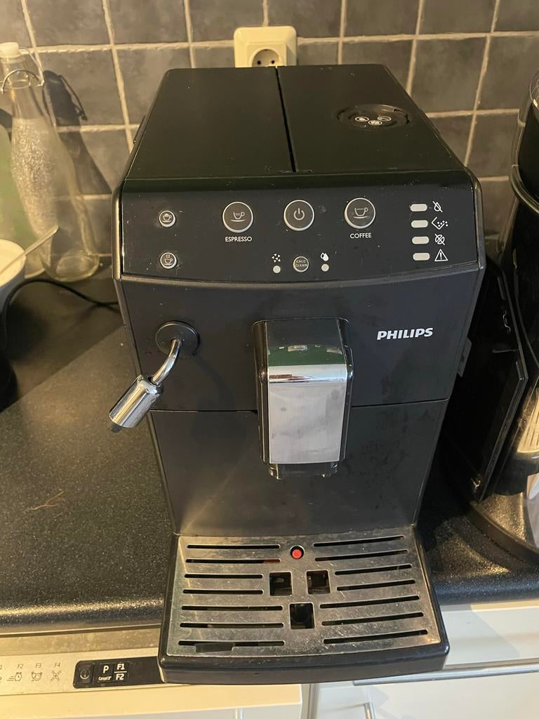 Philips bonen koffiezetapparaat inclusief bonen, Witgoed en Apparatuur, Stoompijpje, Gebruikt, Koffiemachine, Koffiebonen