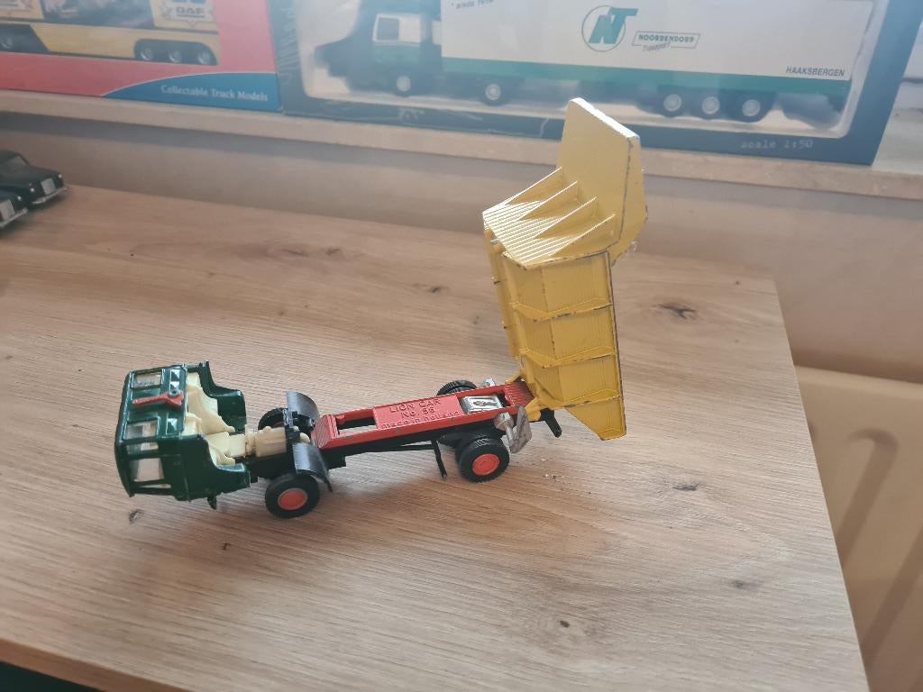 daf 1900, Ophalen of Verzenden, Gebruikt, Bus of Vrachtwagen, Lion Toys