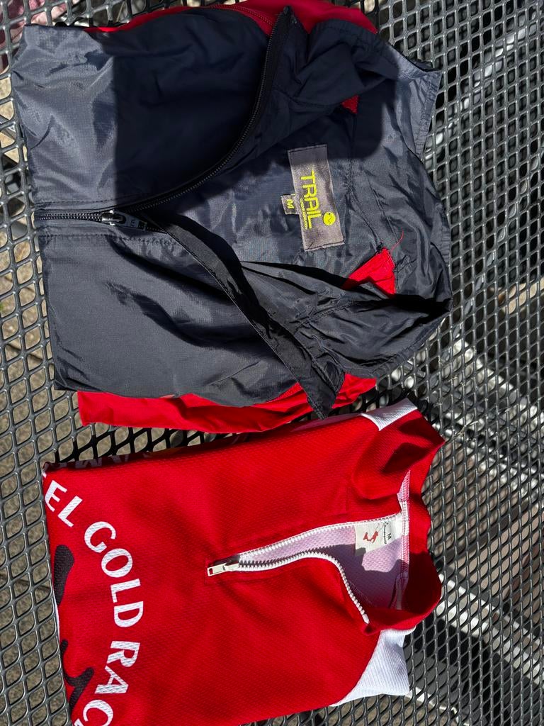 Amstel Gold fiets shirt en windjack met afritsmouwen, Ophalen of Verzenden, Zo goed als nieuw, M, Bovenkleding