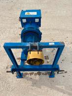 Generator voor achter trekker Agregraat, Ophalen