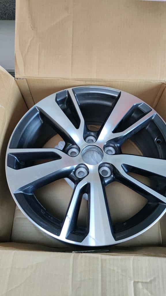 1x Toyota RAV4 2016-2018 Lichtmetalen Velg 17 inch., Ophalen of Verzenden, Gebruikt, Toyota
