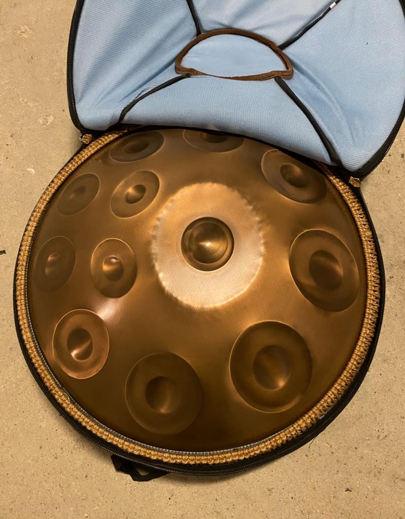 KoperGouden handpan 12 Noten 440hz , incl accessoires nieuw, Muziek en Instrumenten, Percussie, Ophalen of Verzenden, Nieuw, Melodische percussie