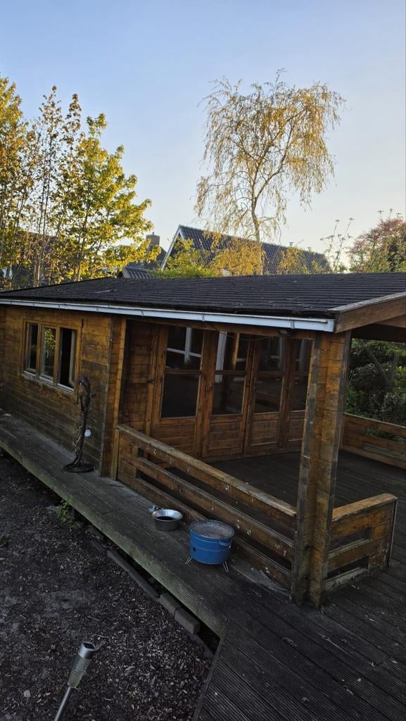 Houten blokhut tuinhuis met overkapping 7x4 incl luifel 3x4, Tuin en Terras, Tuinhuizen, Ophalen, Gebruikt, 3 ramen of meer, Blokhut