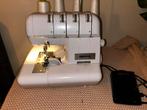 Overlockmachine - Perfect voor jouw projecten!, Hobby en Vrije tijd, Naaimachines en Toebehoren, Ophalen, Gebruikt, Lockmachine