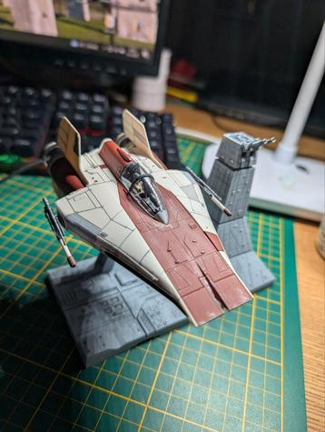 A-Wing schaalmodel Bandai 1/72 beschikbaar voor biedingen