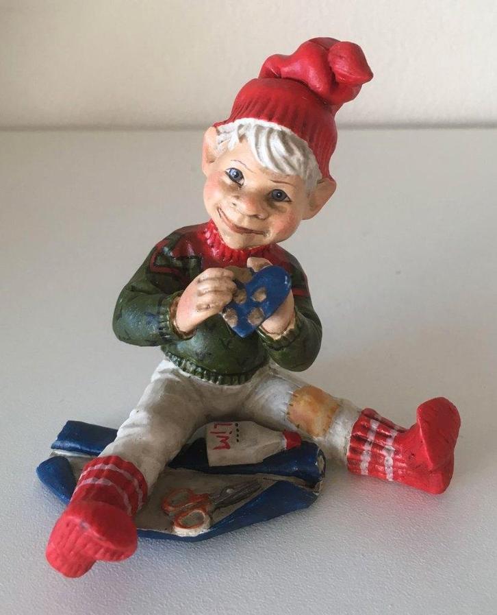 Gardsnissers uit Noorwegen Boy with Heart (nieuw) kabouter, Verzamelen, Beelden en Beeldjes, Nieuw, Fantasy, Verzenden