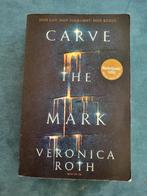 Veronica Roth - Carve the mark, Ophalen of Verzenden, Zo goed als nieuw, Veronica Roth