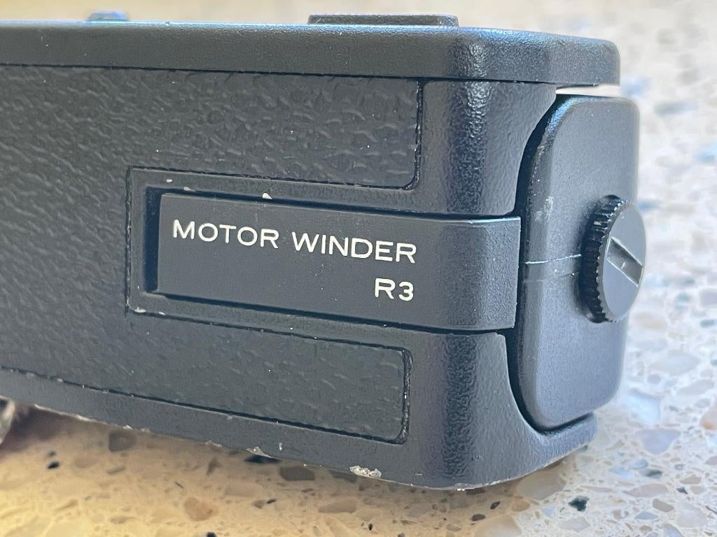 Leica / Leitz Motor winder R3 (23360), Verzamelen, Fotografica en Filmapparatuur, Ophalen of Verzenden, 1960 tot 1980