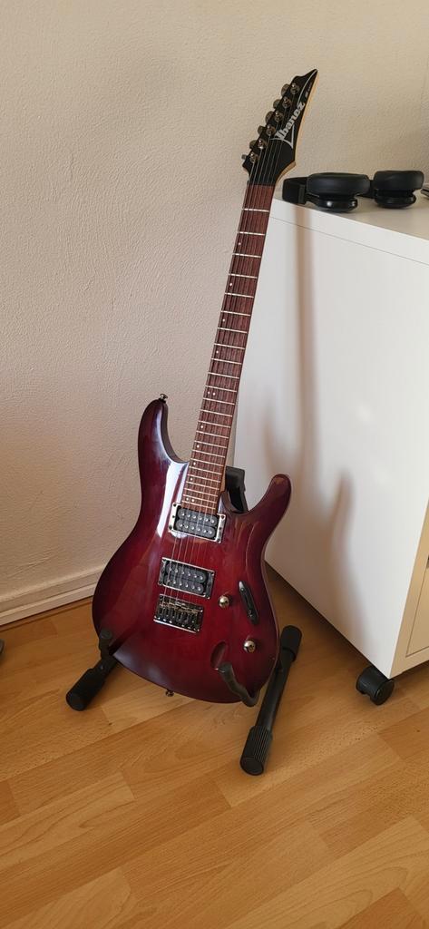 Ibanez s521 BBS, Muziek en Instrumenten, Snaarinstrumenten | Gitaren | Elektrisch, Zo goed als nieuw, Solid body, Ibanez, Ophalen of Verzenden