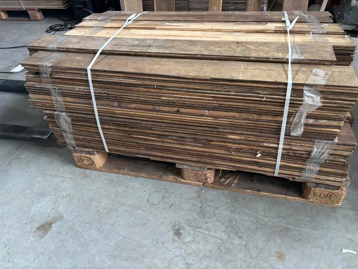 22 m2 massief eiken vloer/planken. 12 cm breed 15 mm dik, Doe-het-zelf en Verbouw, Vloerdelen en Plavuizen, Gebruikt, Vloerdelen of -planken