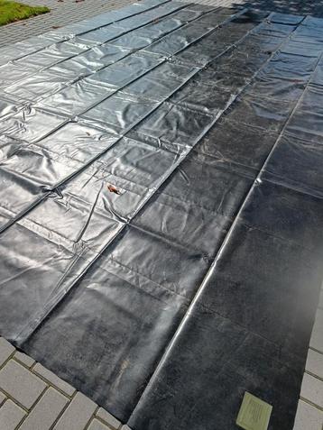 Groot zeil 800 grams vezel versterkt zeil. beschikbaar voor biedingen