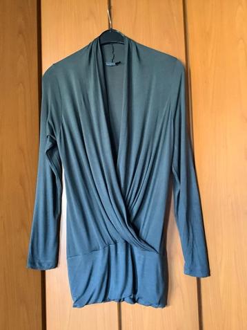 Mooie gave blouse met silk van het merk Turnover, maat XL.