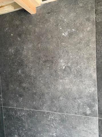 Tegels 90 x 90 beschikbaar voor biedingen