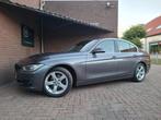BMW 3-serie 316i Upgrade Edition136PK Navigatie / Xenon / Le, 1360 kg, Euro 5, Zwart, 4 cilinders