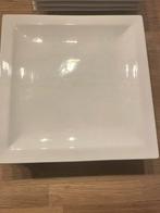 Witte vierkanten borden set, Huis en Inrichting, Keuken | Servies, Gebruikt, Ophalen of Verzenden, Bord(en), Overige stijlen