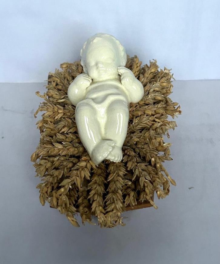 Hummel - Goebel kerst kindje Jezus in kribbe gemaakt 1958, Antiek en Kunst, Antiek | Religie, Ophalen of Verzenden