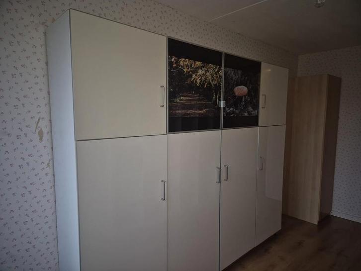 Witte hooglans kasten Ikea (Besta (?)) SPOED, Huis en Inrichting, Kasten | Kledingkasten, Zo goed als nieuw, 200 cm of meer, 200 cm of meer