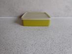 Tupperware Diepvries bakje 300 ml. 14x13 cm. Mos Groen, Huis en Inrichting, Keuken | Tupperware, Ophalen of Verzenden, Zo goed als nieuw