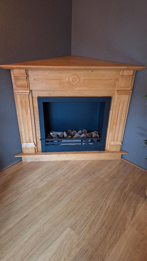 Hoek openhaard van eiken, Huis en Inrichting, Haarden, Gebruikt, Overige soorten, Ophalen