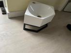 Fonteintje, Doe-het-zelf en Verbouw, Sanitair, Ophalen, Zo goed als nieuw, Steen, Toilet