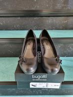 Zgan: originele Retro zwarte leren Bugatti pumps maat 41, Kleding | Dames, Pumps, Zwart, Zo goed als nieuw, Bugatti