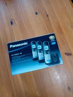Panasonic KX-TG6823 - 3 Dect Telefoons + Repeater, Ophalen of Verzenden, Zo goed als nieuw, 3 handsets, Stralingsarm
