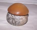 Mooi stenen paddestoeldoosje. Graniet/speksteen? Nwst., Ophalen of Verzenden