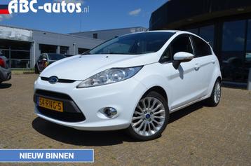 Ford Fiesta 1.6 Titanium / Cruise / Clima / PDC beschikbaar voor biedingen