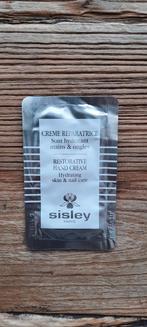 Sisley creme reparatrice handcreme, Ophalen of Verzenden, Nieuw, Bodylotion, Crème of Olie