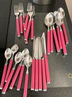 Bestekset met roze handvatten, Ophalen, Zo goed als nieuw, Rvs of Chroom, Vaatwasserbestendig