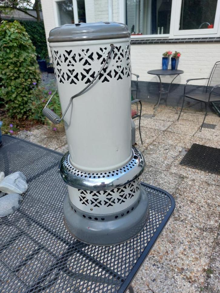 Antieke petroleum kachel, Antiek en Kunst, Antiek | Overige Antiek, Ophalen