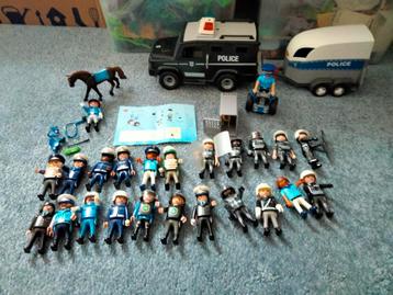 Heel veel agenten met extra van Playmobil. beschikbaar voor biedingen