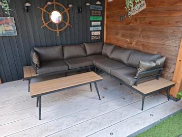 Zeer nette Loungeset  beschikbaar voor biedingen