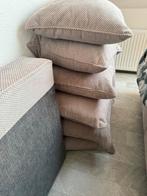 Set van 11 bankkussens + houten salontafel, Gebruikt, 75 tot 100 cm, Ophalen of Verzenden, Minder dan 150 cm