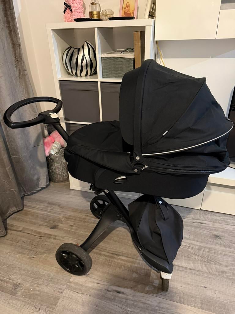 Stokke Kinderwagen V6 Zwart, Gebruikt, Met reiswieg, Ophalen, Kinderwagen
