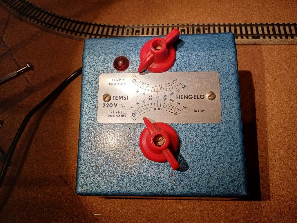 Marklin-Temsi transformator (voor 2 treinen!), Verzenden, Zo goed als nieuw, Analoog, Märklin