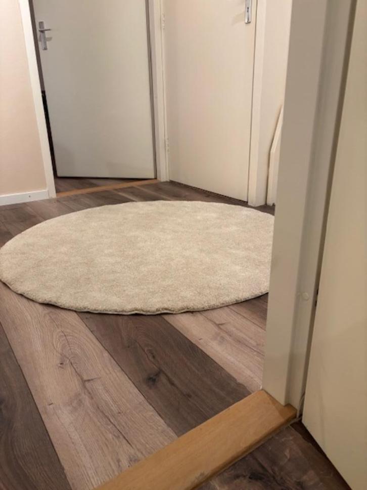 Vloerkleed rond, Huis en Inrichting, Stoffering | Tapijten en Kleden, Zo goed als nieuw, 100 tot 150 cm, 100 tot 150 cm, Rond